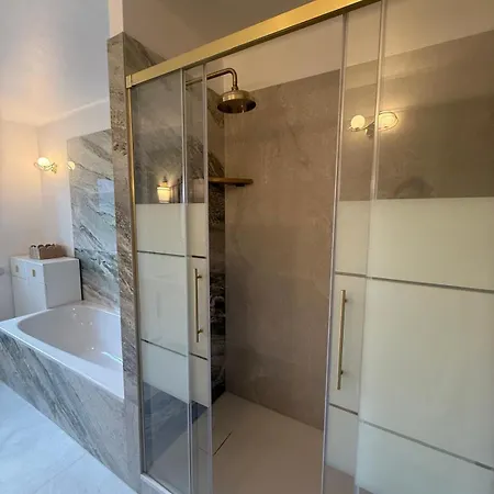 Гостевой дом Cosy Carre 3*